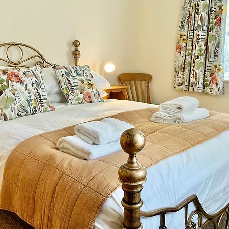 The Cottage York Bagian luar foto