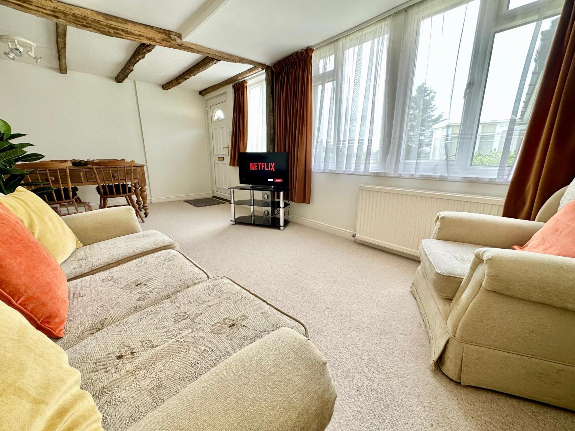 The Cottage York Bagian luar foto